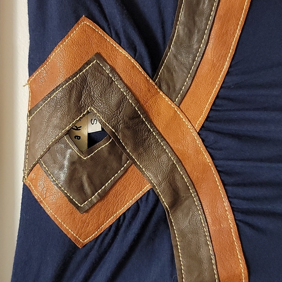 Strapless dress - Picture 3 of 6